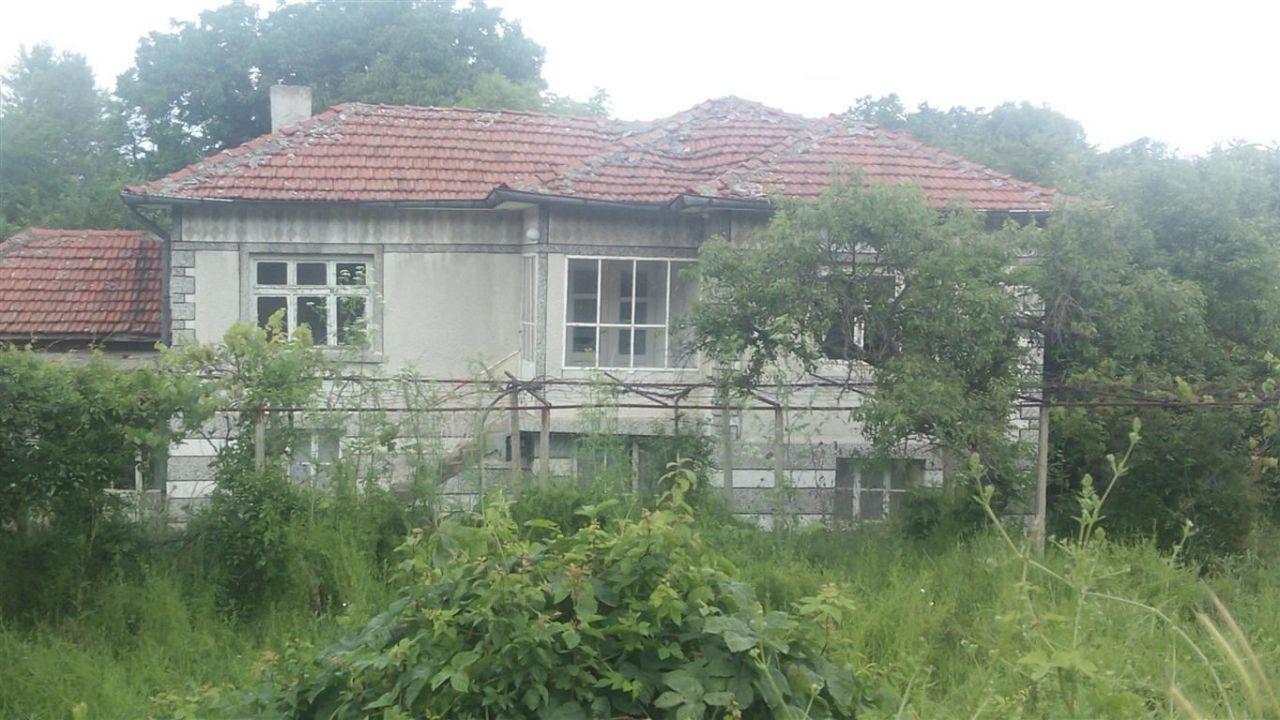 Дом в Елхово, Болгария, 120 м2 - фото 1