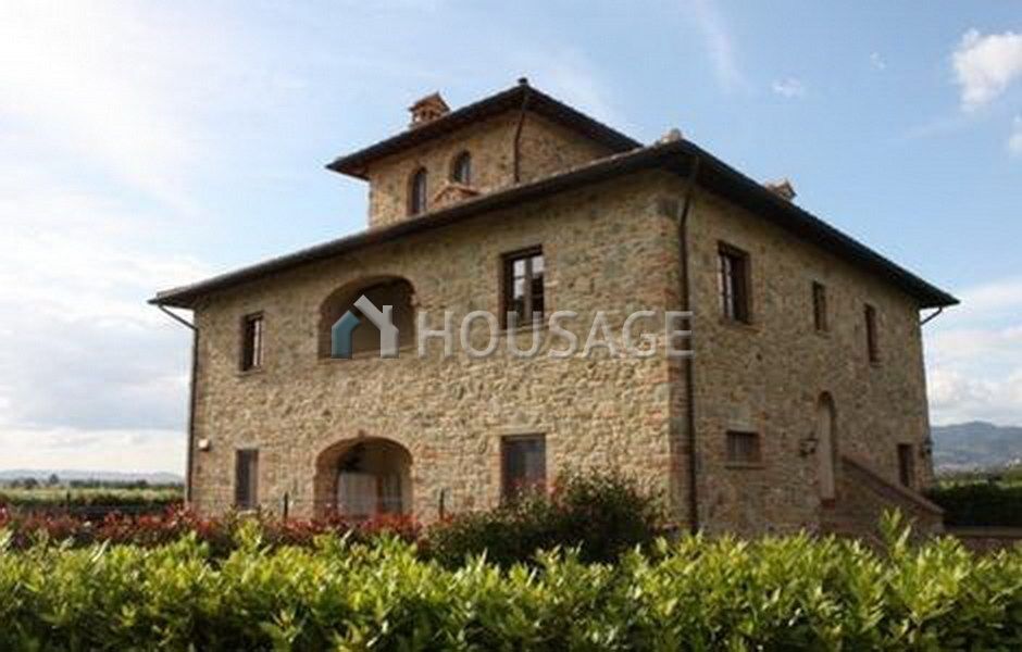 Дом в Кортоне, Италия, 105 м2 - фото 1