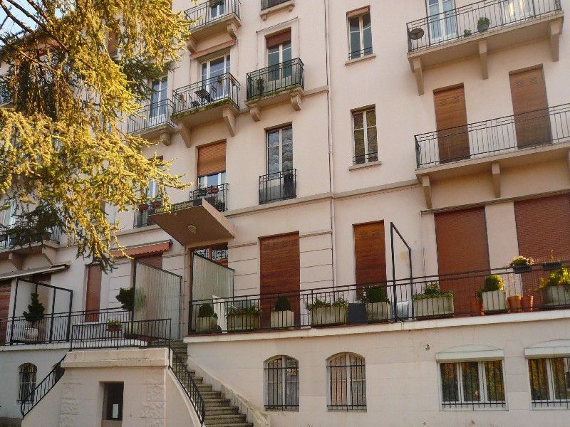 Апартаменты в Эвиане, Франция, 92 м2 - фото 1