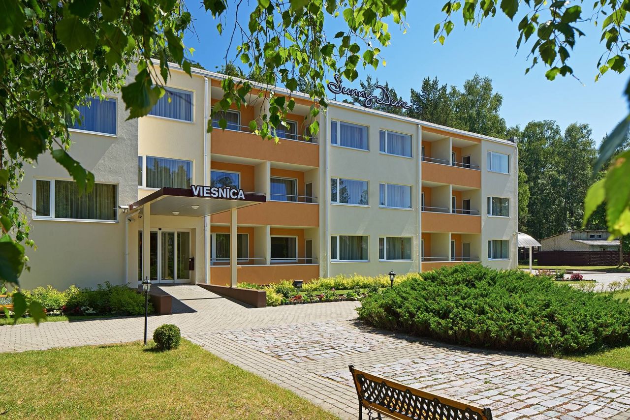 Отель, гостиница в Саулкрасты, Латвия, 1 448 м2 - фото 1