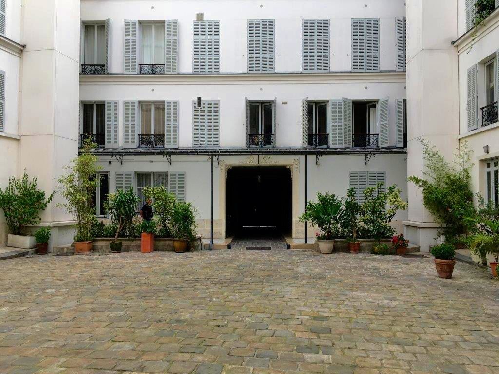 Квартира в Париже, Франция, 92 м2 - фото 1