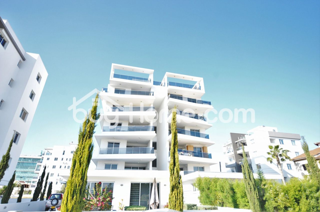 Апартаменты в Ларнаке, Кипр, 90 м2 - фото 1
