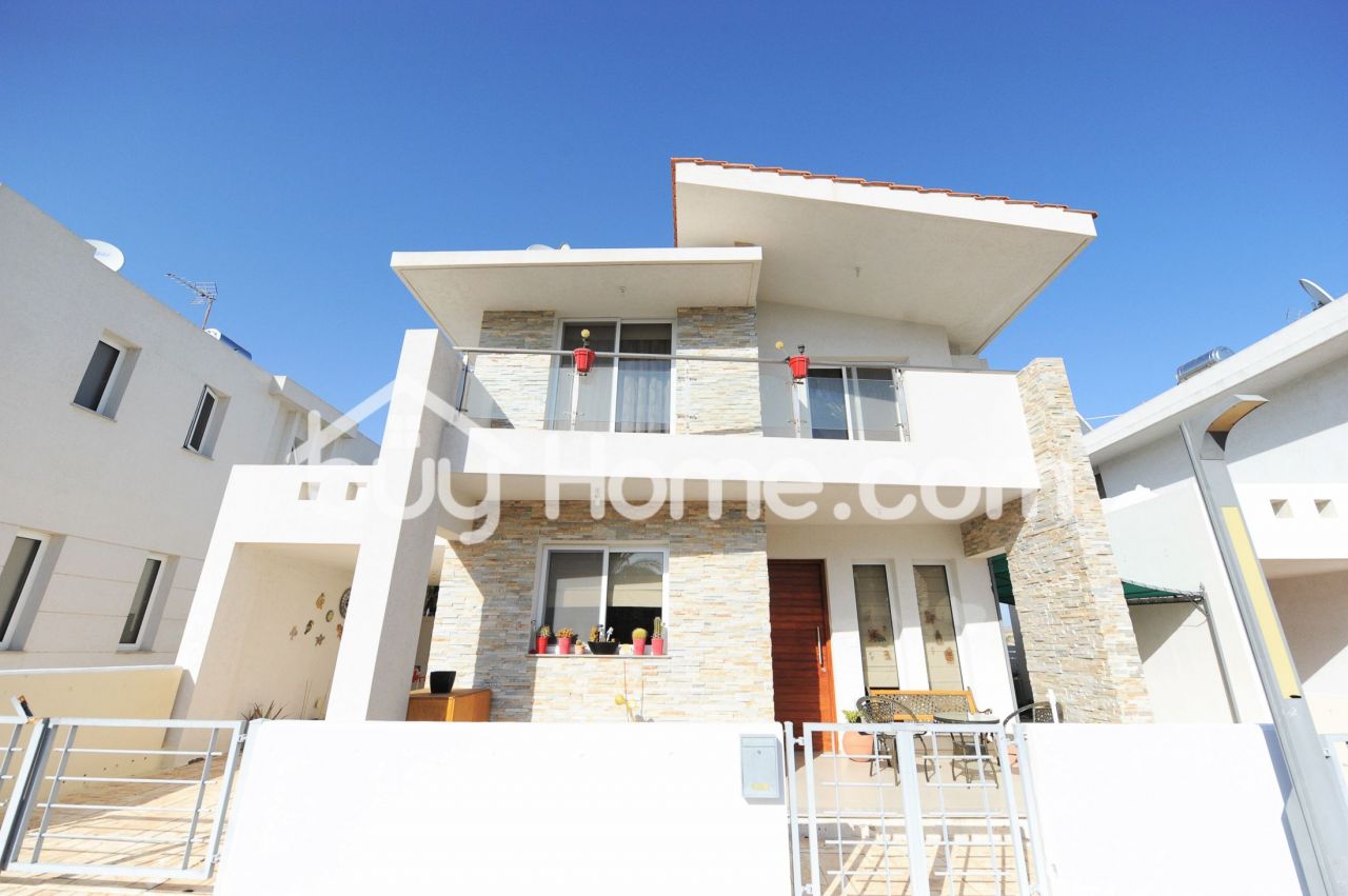 Апартаменты Larnaka, Кипр, 155 м2 - фото 1