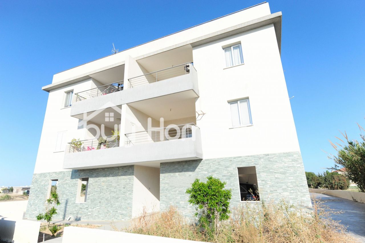 Апартаменты Larnaka, Кипр, 80 м2 - фото 1