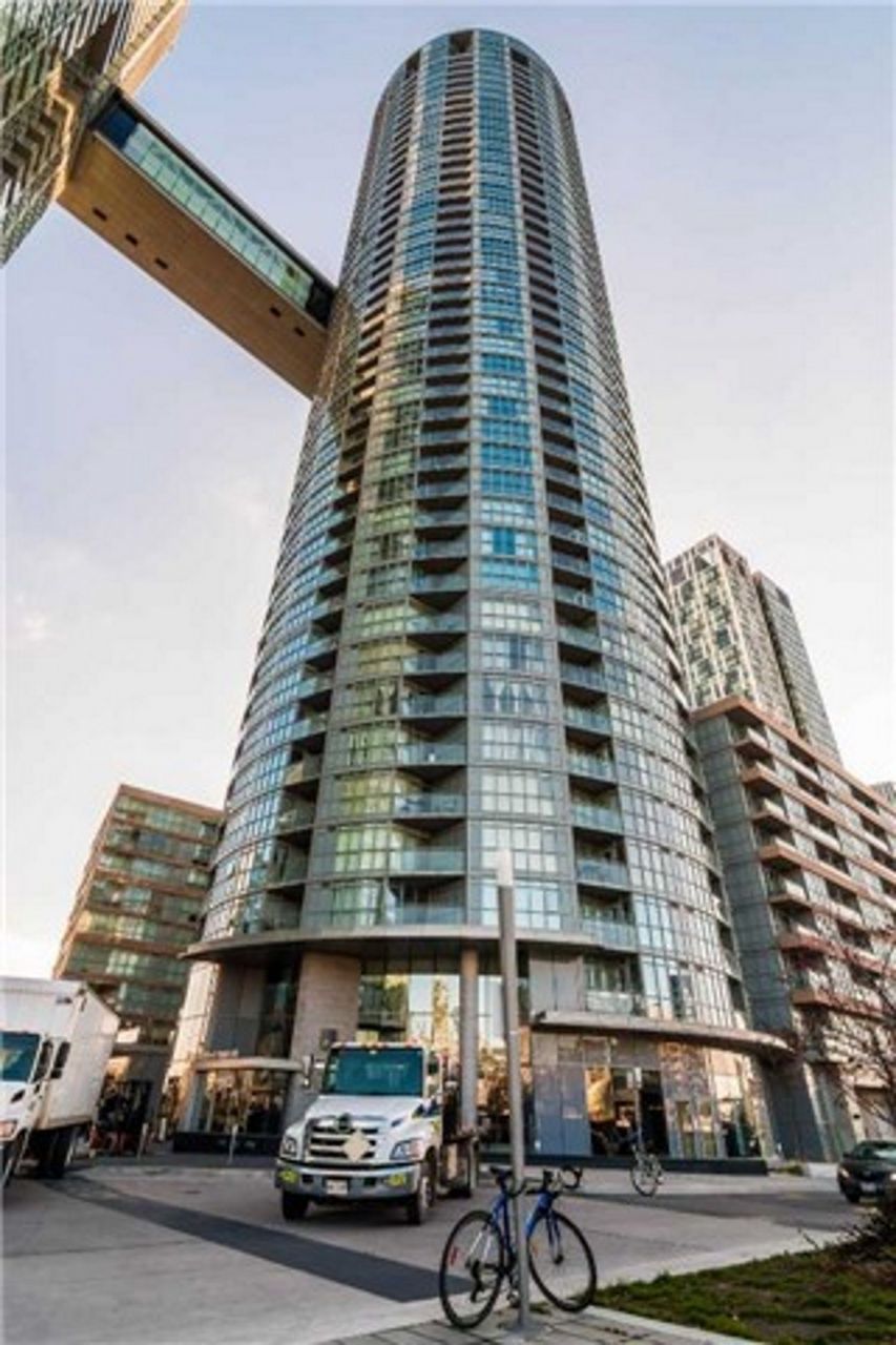 Апартаменты в Торонто, Канада, 100 м2 - фото 1