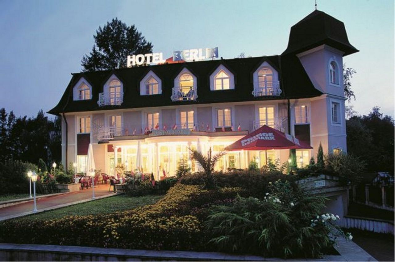 Отель, гостиница в Марианске-Лазне, Чехия, 380 м2 - фото 1