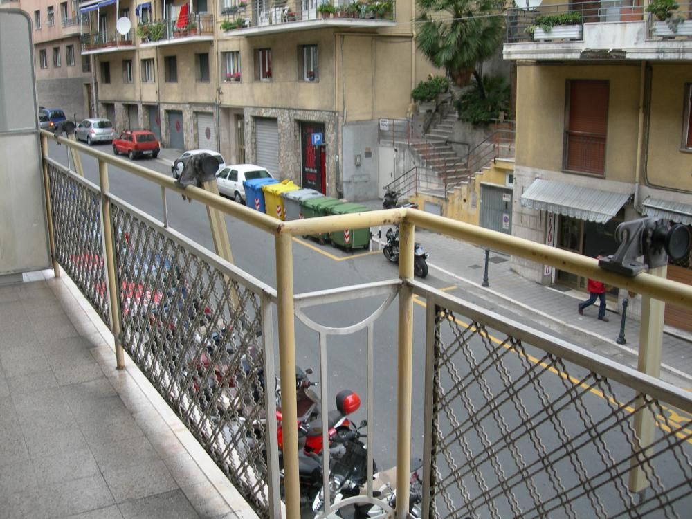 Апартаменты в Сан-Ремо, Италия, 62 м2 - фото 1