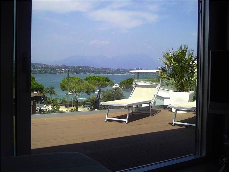 Апартаменты у озера Гарда, Италия, 162 м2 - фото 1