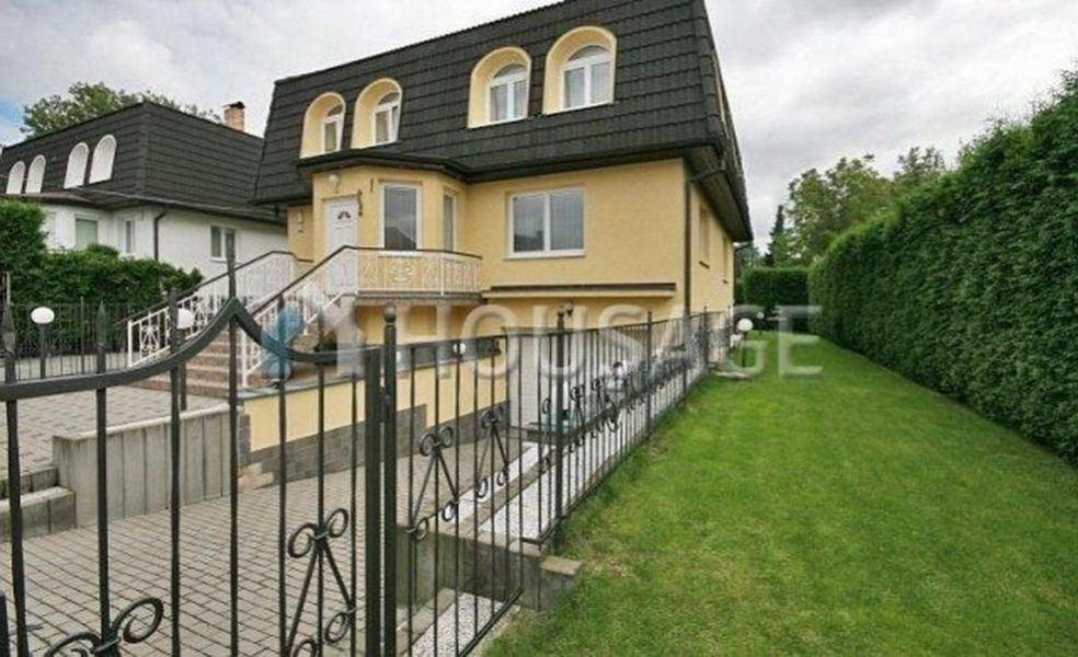 Дом в Праге, Чехия, 429 м2 - фото 1