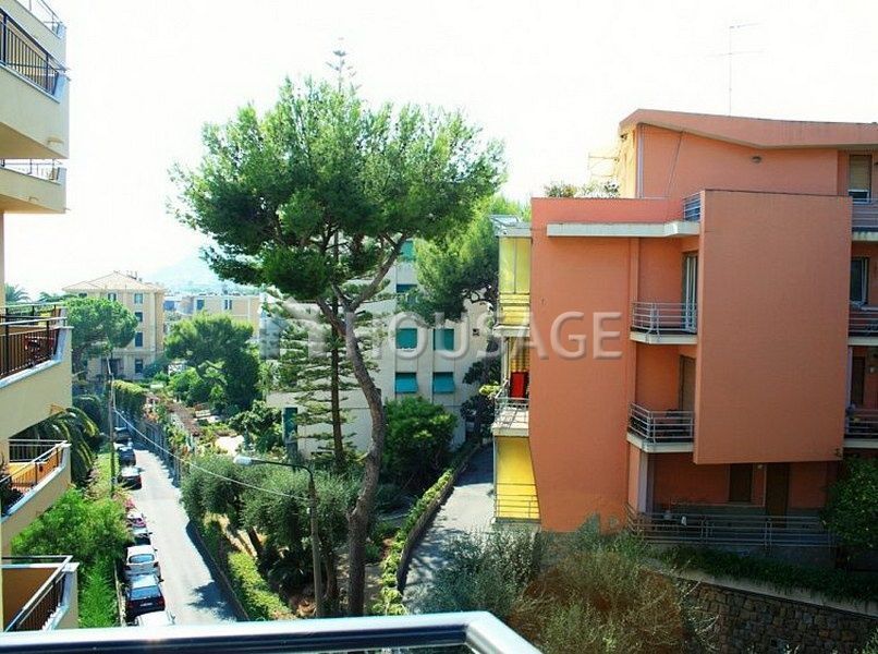 Апартаменты в Сан-Ремо, Италия, 80 м2 - фото 1