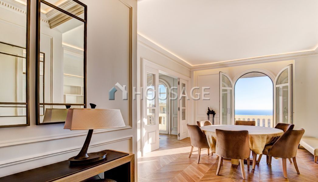 Апартаменты в Ле-Ревуаре, Монако, 200 м2 - фото 1