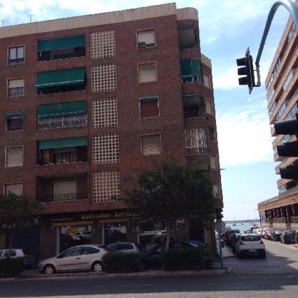 Апартаменты в Торревьехе, Испания, 98 м2 - фото 1