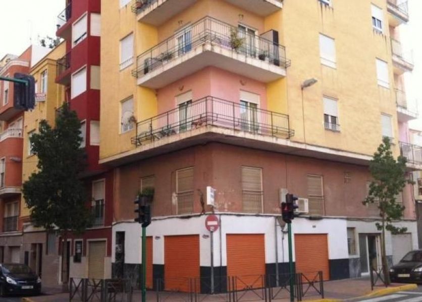 Коммерческая недвижимость в Аликанте, Испания, 28 м2 - фото 1