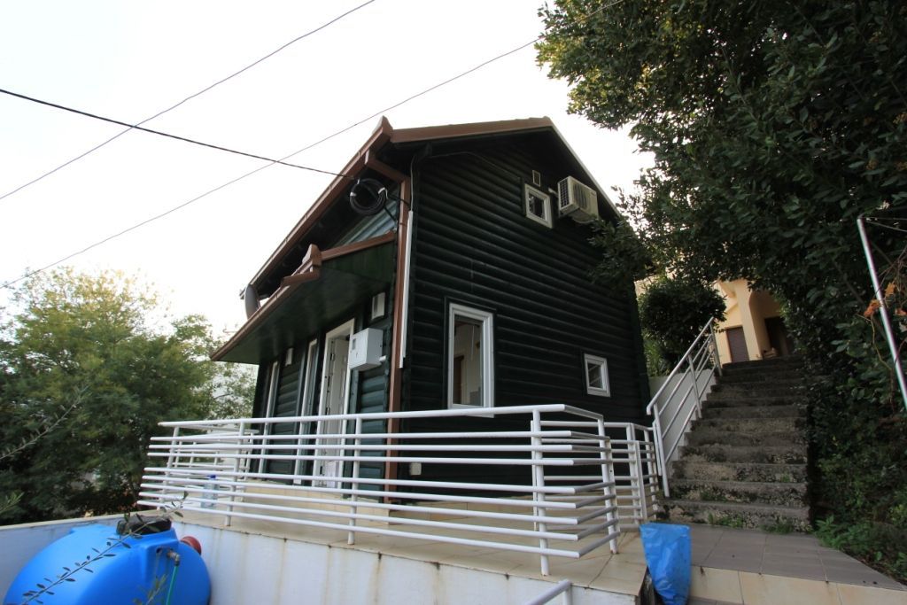Дом в Дженовичах, Черногория, 50 м2 - фото 1