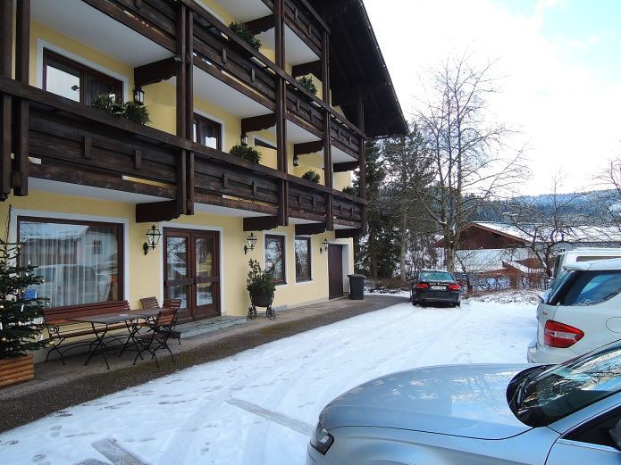 Отель, гостиница в Бад-Ишле, Австрия, 600 м2 - фото 1