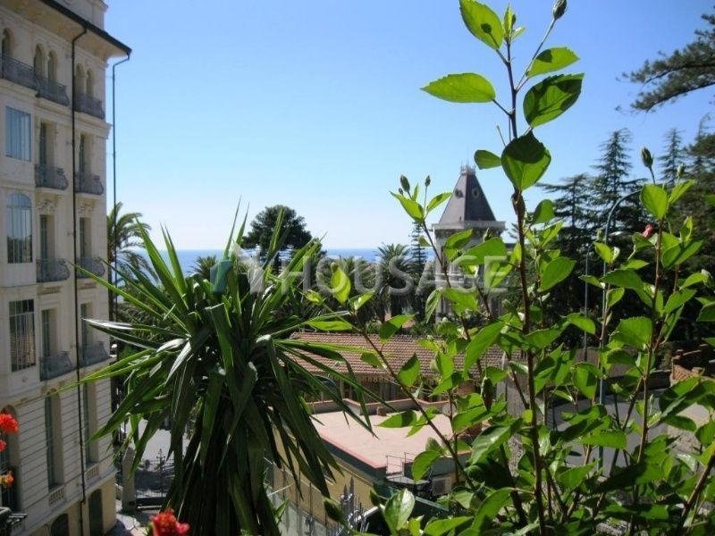 Квартира в Сан-Ремо, Италия, 160 м2 - фото 1