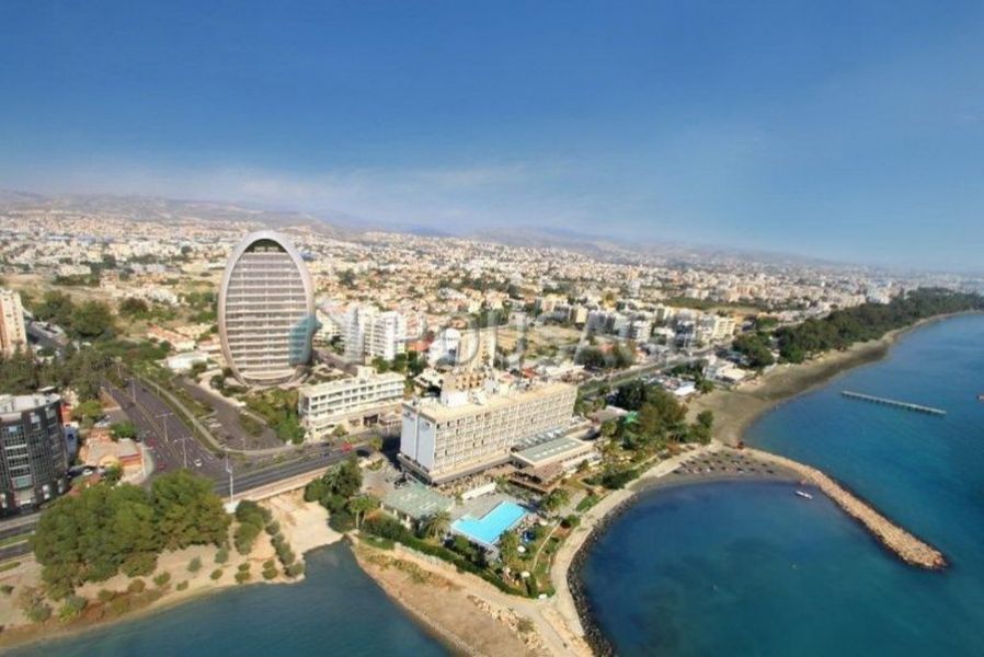 Офис в Лимасоле, Кипр, 279 м2 - фото 1