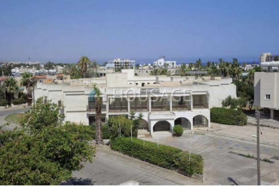 Отель, гостиница в Ларнаке, Кипр, 2 368 м2 - фото 1