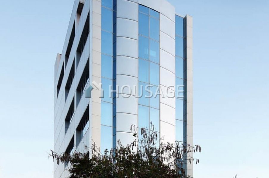 Офис в Лимасоле, Кипр, 1 700 м2 - фото 1