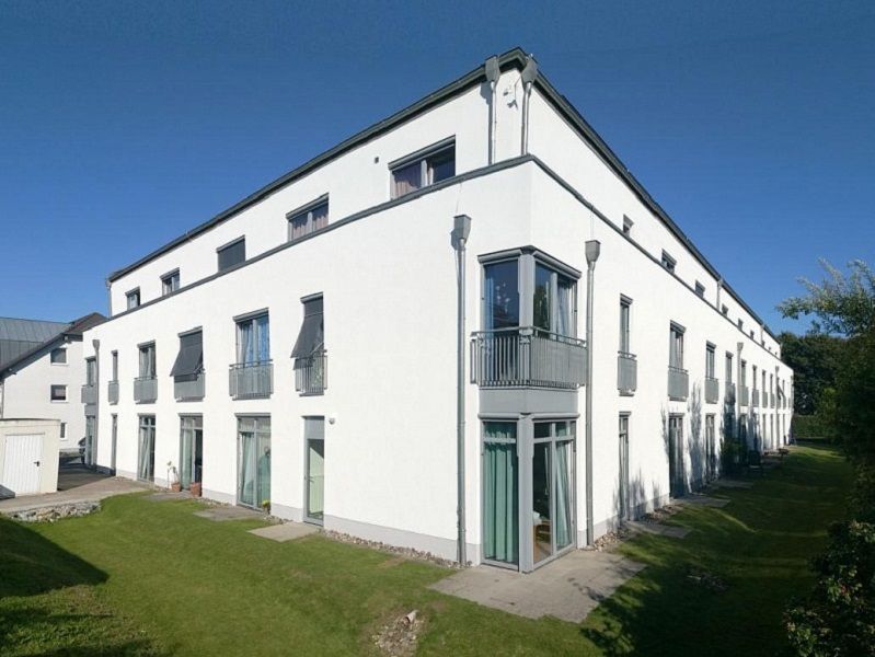 Коммерческая недвижимость в Дортмунде, Германия, 2 160 м2 - фото 1