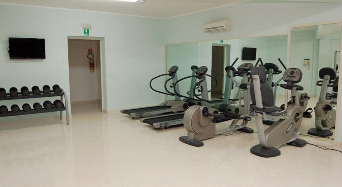 Отель, гостиница в Бельведере-Мариттимо, Италия, 3 000 м² - фото 10