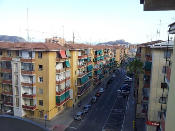 Апартаменты в Аликанте, Испания, 78 м2 - фото 1