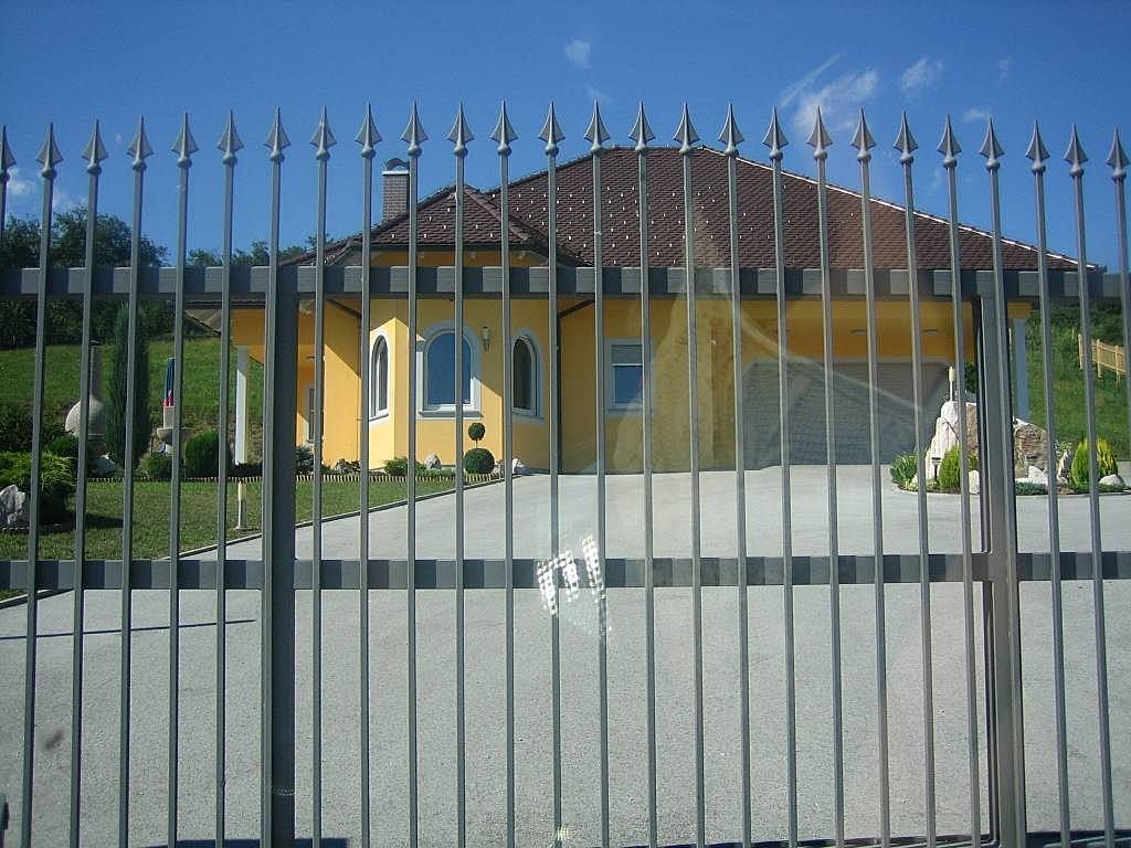 Дом в Мариборе, Словения, 271 м2 - фото 1