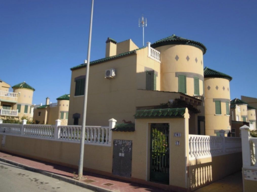 Вилла в Торревьехе, Испания, 170 м² - фото 2