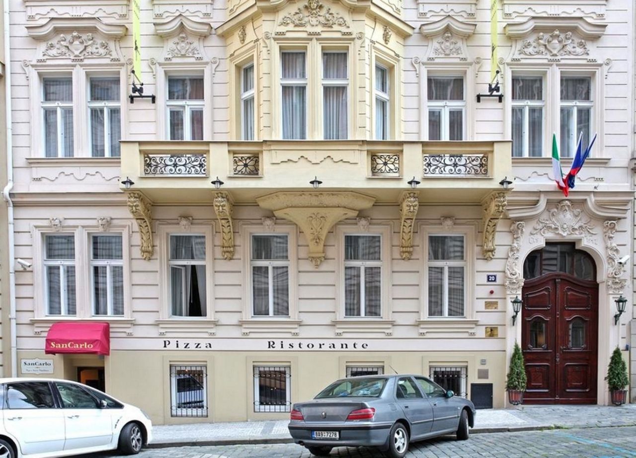 Отель, гостиница в Праге, Чехия, 1 735 м2 - фото 1