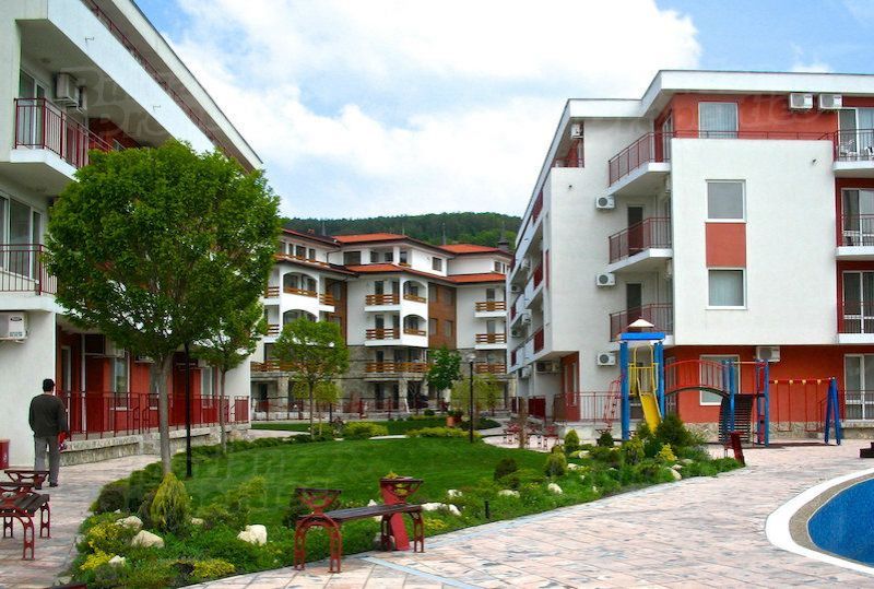 Апартаменты в Елените, Болгария, 97 м2 - фото 1