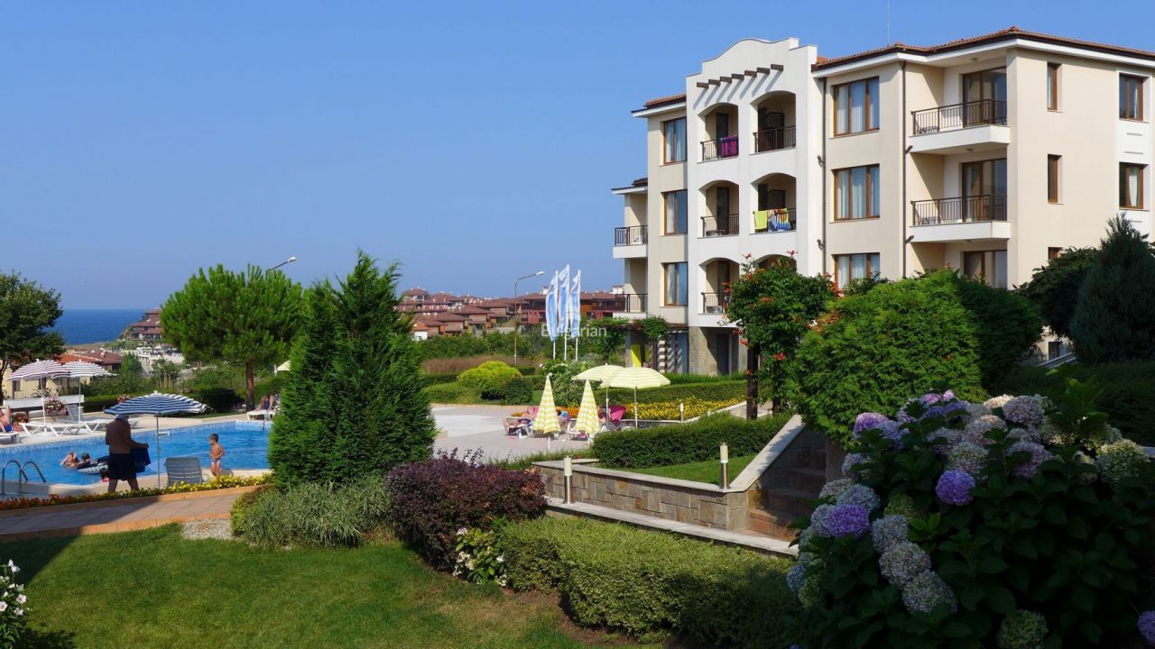 Апартаменты в Созополе, Болгария, 60.46 м2 - фото 1