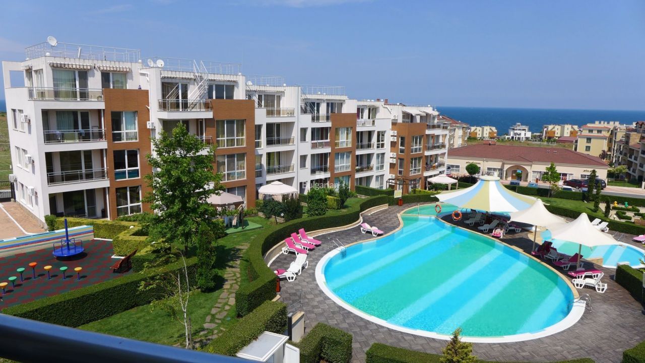 Апартаменты в Черноморце, Болгария, 254 м2 - фото 1