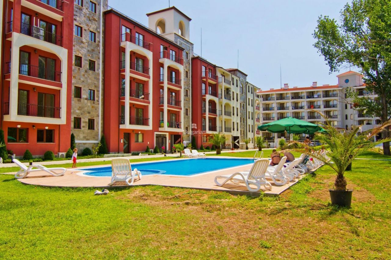 Апартаменты в Царево, Болгария, 79 м2 - фото 1