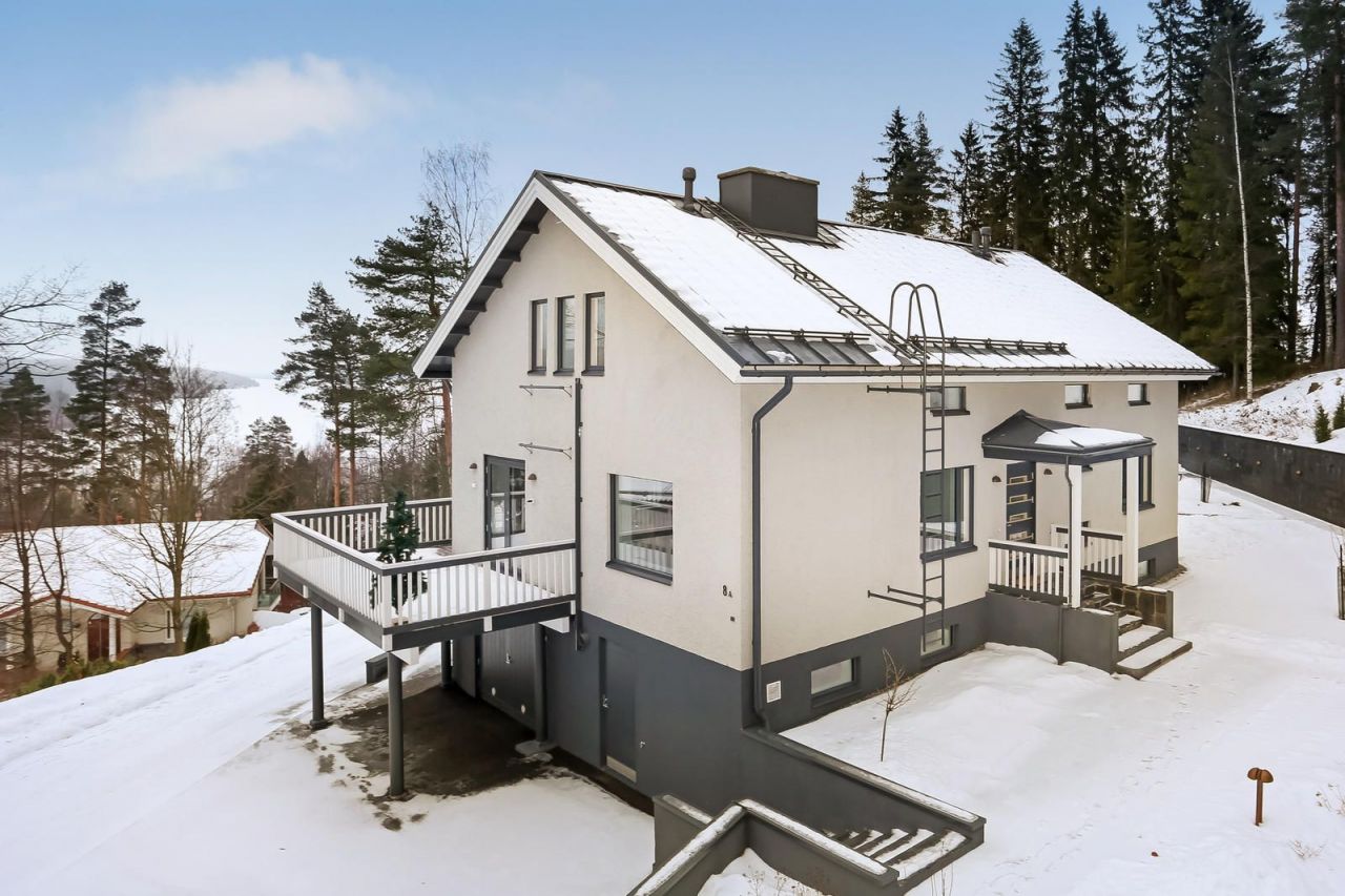 Дом в Лахти, Финляндия, 272 м2 - фото 1