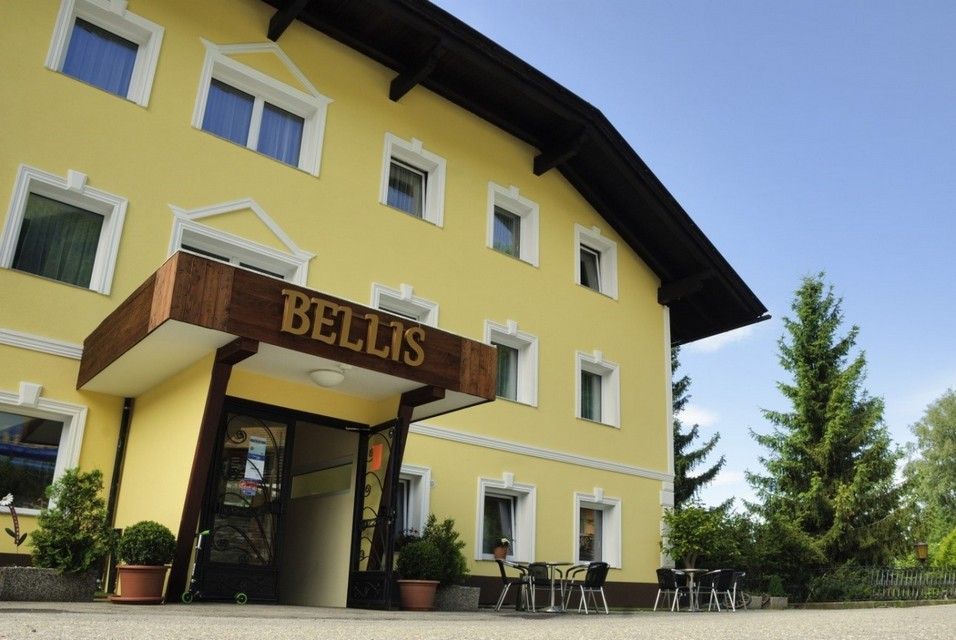 Отель, гостиница в Каринтии, Австрия, 3 984 м2 - фото 1