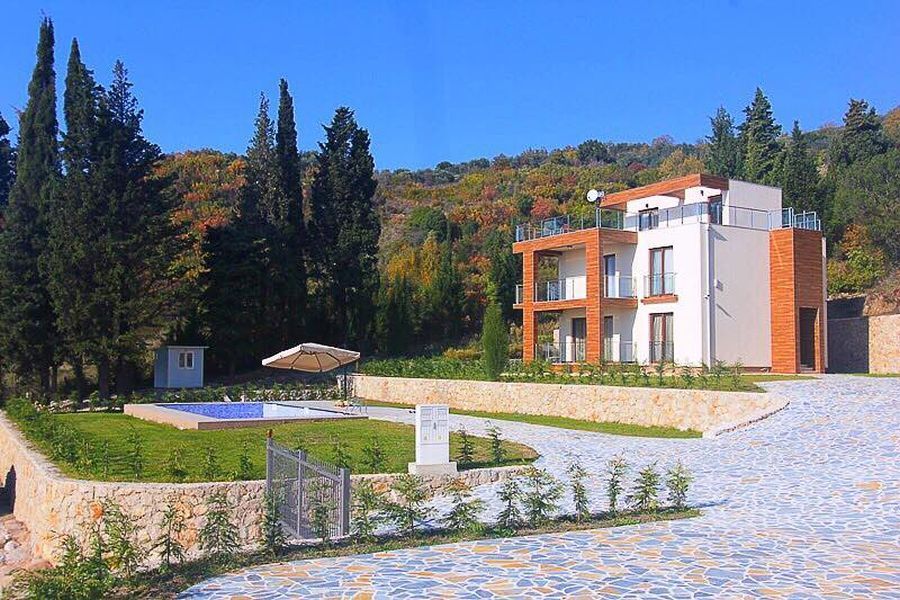 Дом в Добра Воде, Черногория, 240 м2 - фото 1