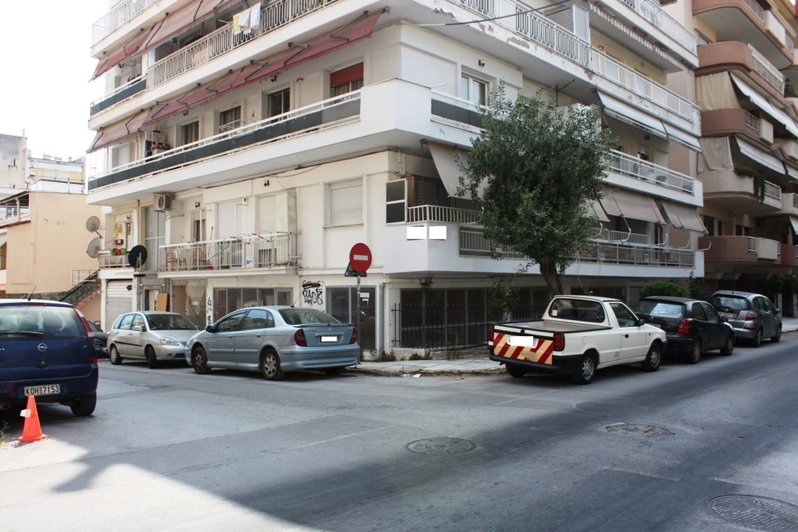Коммерческая недвижимость в Салониках, Греция, 140 м2 - фото 1