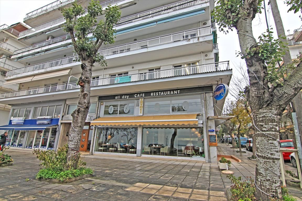 Коммерческая недвижимость в Салониках, Греция, 250 м2 - фото 1