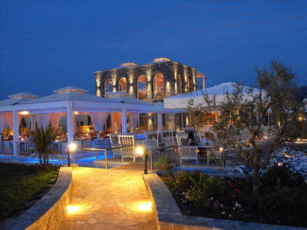 Отель, гостиница на Корфу, Греция, 2 950 м2 - фото 1