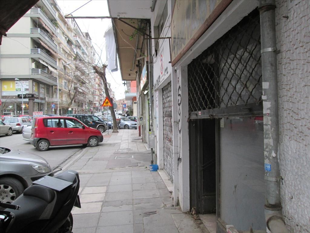 Коммерческая недвижимость в Салониках, Греция, 22 м2 - фото 1