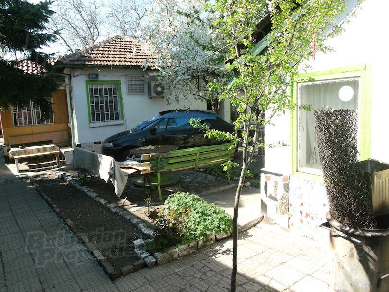 Дом в Софии, Болгария, 370 м2 - фото 1