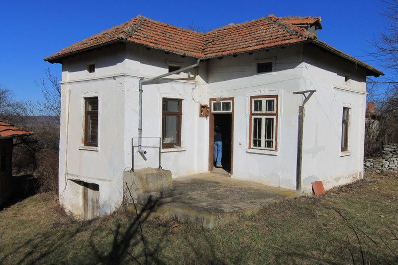 Дом в Ловече, Болгария, 120 м2 - фото 1