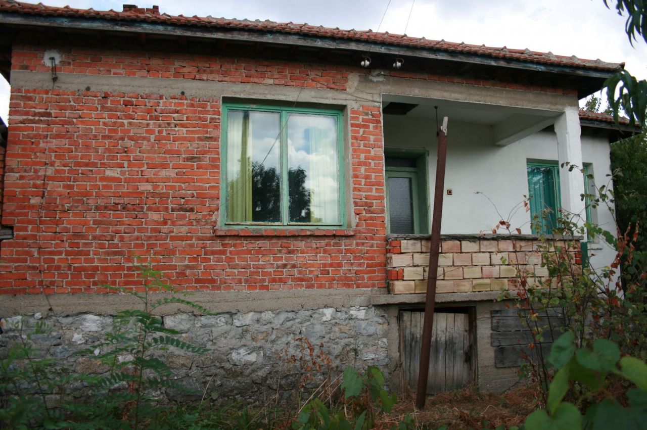 Дом в Ямболе, Болгария, 70 м2 - фото 1