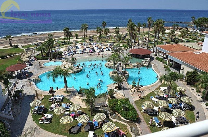 Отель, гостиница в Пафосе, Кипр, 6 000 м2 - фото 1
