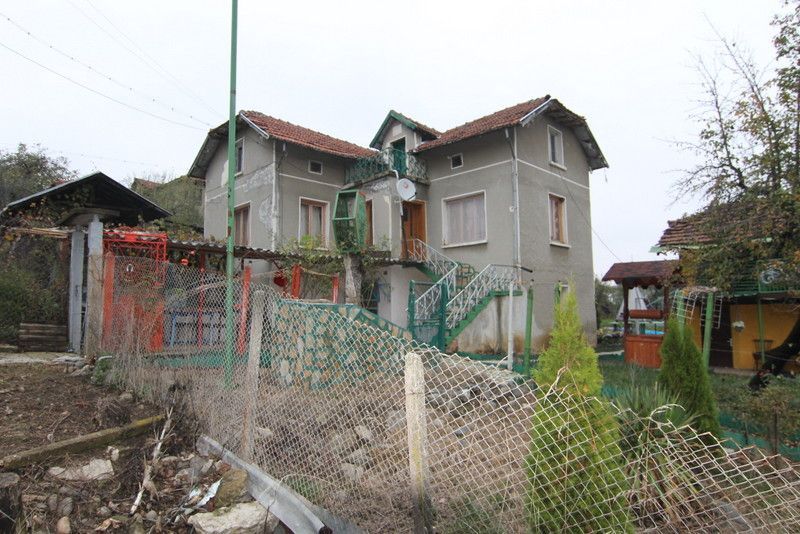 Дом в Монтане, Болгария, 130 м2 - фото 1