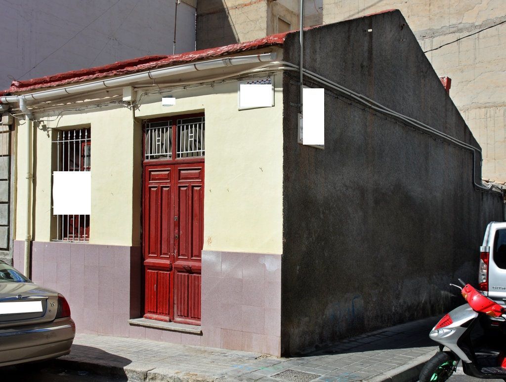 Дом под реконструкцию в Аликанте, Испания, 50 м2 - фото 1