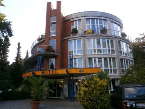 Отель, гостиница Тюрингия, Германия, 4.46 м2 - фото 1