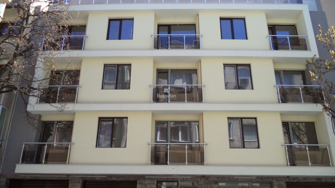 Апартаменты в Бургасе, Болгария, 126 м2 - фото 1