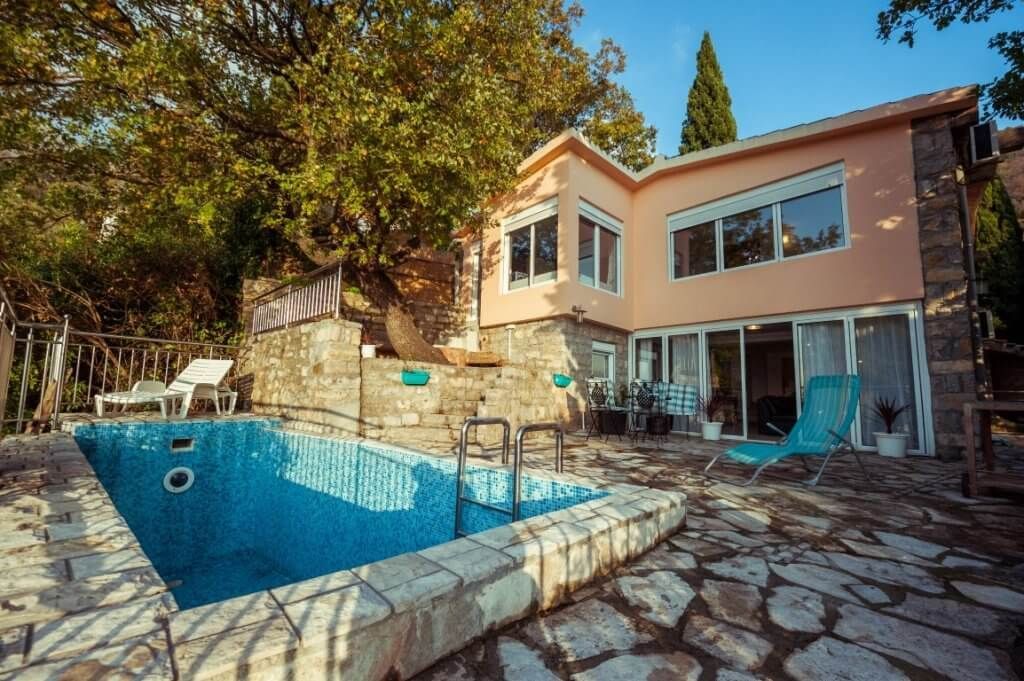 Дом в Будве, Черногория, 140 м2 - фото 1