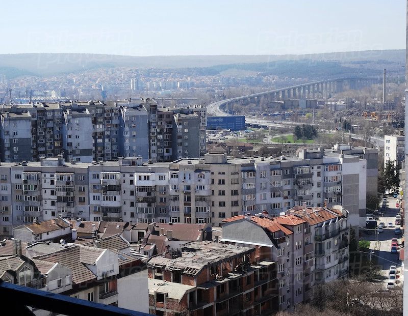 Апартаменты в Варне, Болгария, 97 м2 - фото 1